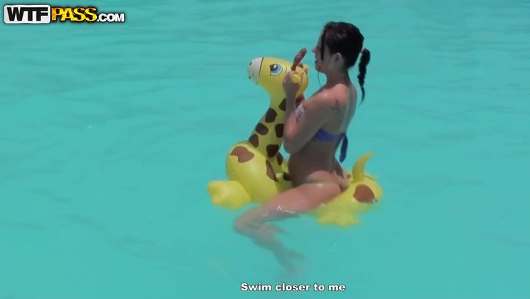 Egypt porn with hot bikini girls: Day 2 - Mind-blowing lesbian sex video