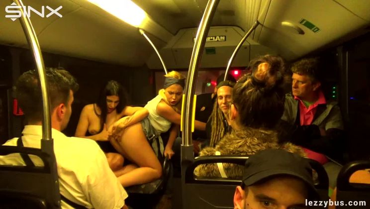 Tattooed Lesbians Fingering Fun On The Bus