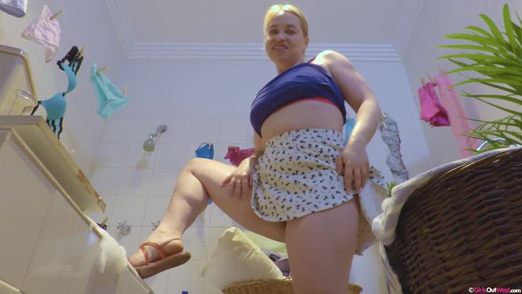 Olga - Bubble Butt