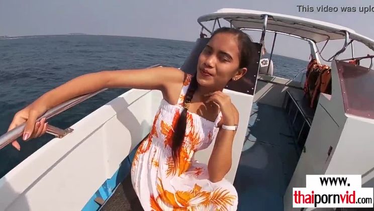 Skinny amateur Thai teen Cherry fucked on a boat outdoor in doggystyle