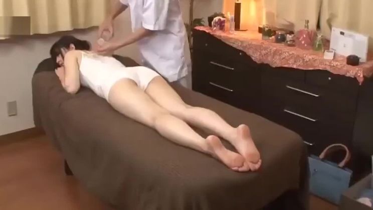 Japanese Massage--Relaxing Muscle and Relieving Stress Full Legs
