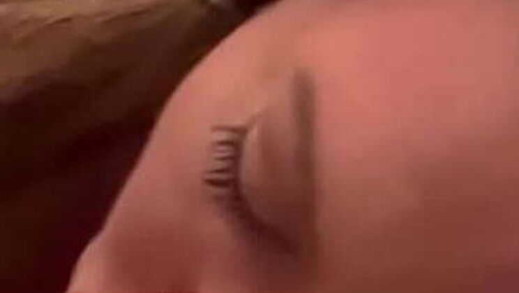 Homemade Amateur Blowjob: Cum Swallowing Couple