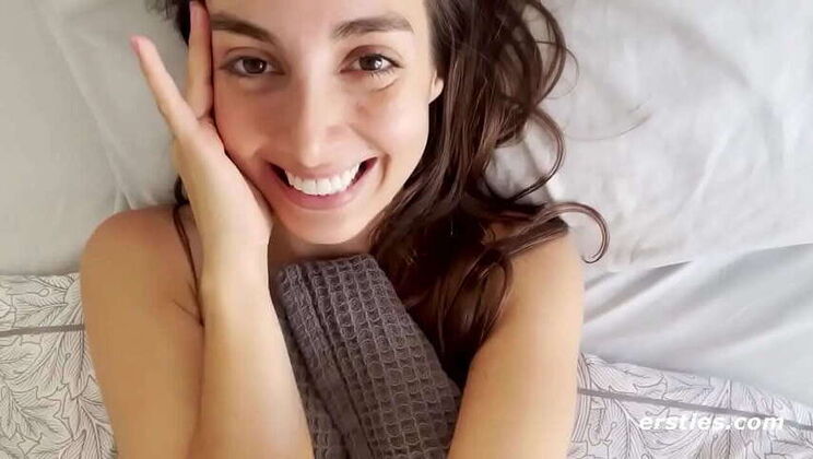 A Day with Ana: An Amateur's Risqué Solo