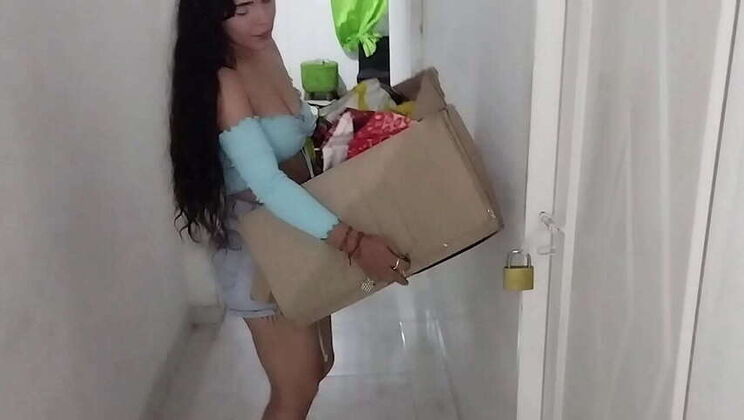 Colombian MILF Stepmom Enlists 18-Year-Old Stepson for Moving Day - Spanish Porn