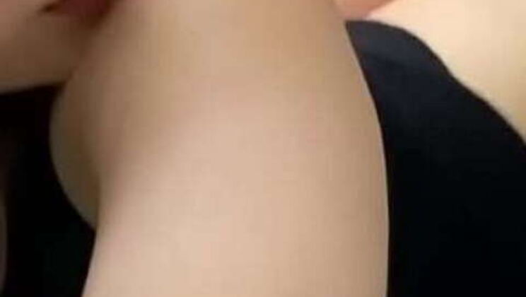 Desiring to be a Latina's lover