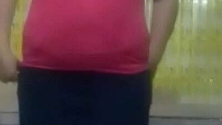 Mature Woman Gets Naked for Her Lover