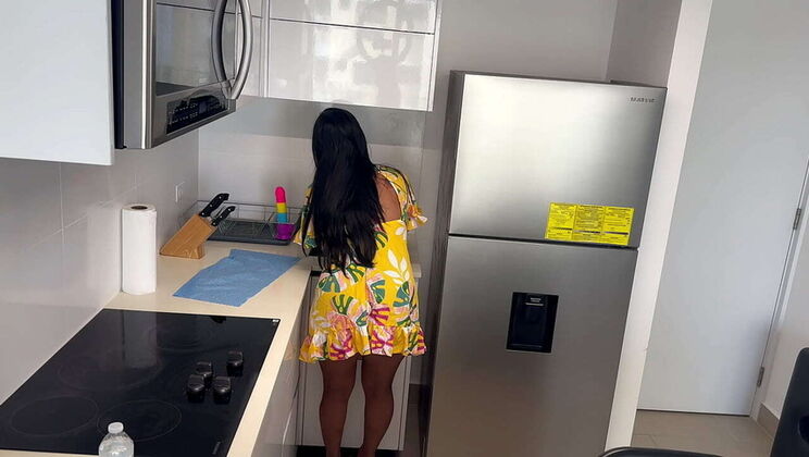 Latin Milf Leyne Rodriguez Fucks Stepson in Lingerie