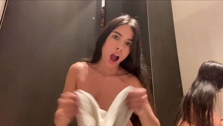 Latin Babe Marianamx Caught Jerking Off in Store Fitting Room