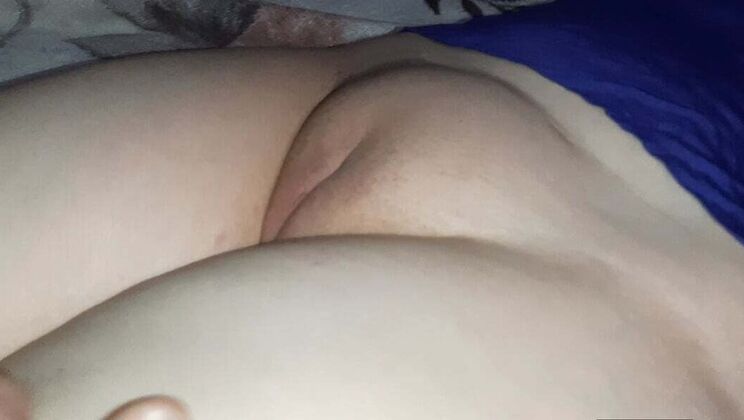 Sexy MILF Vik_All Shows Off Her Shaved Pussy in Homemade HD Video