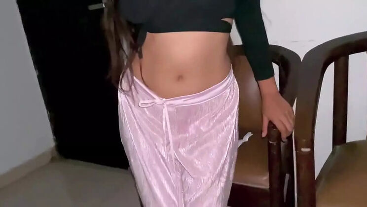 Delhi Girl with Big Natural Tits Gives Blowjob and Gets Cum on Her Boobs