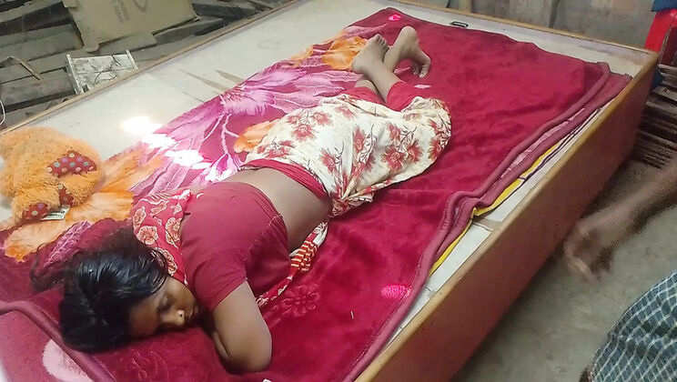 Desi Village New Wife Rukia Hot Sex Scene - Assam Homemade Bhabhi Devar Action