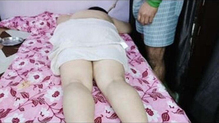 Indian Neighbor Gets Hot Massage and Hardcore Sex with Vincy4 and Vinky05