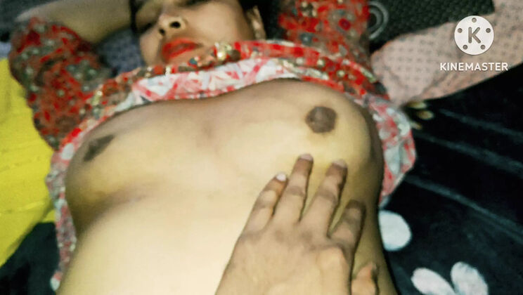 Desi Bhabhi Hot Holi Fuck - Rough Anal & Deep Throat with Meenarocky