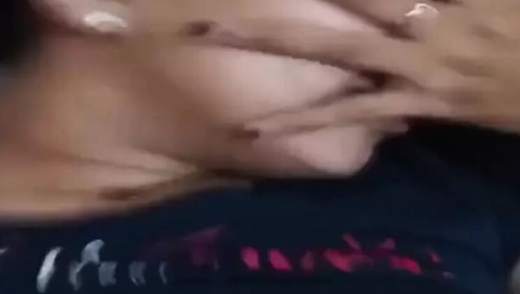 Homemade Sex Tape - Kingcrot & Alissaa Fuck in Missionary - HD Indonesian Couple