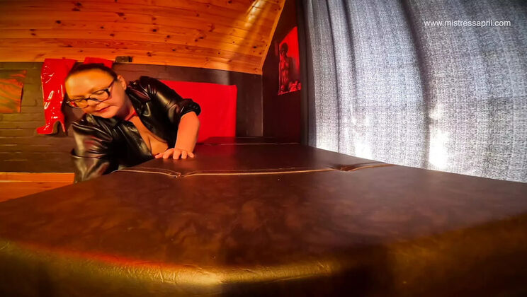 Dominatrix Mistress April - Hardcore BDSM & Anal Fisting with Latex Femdom