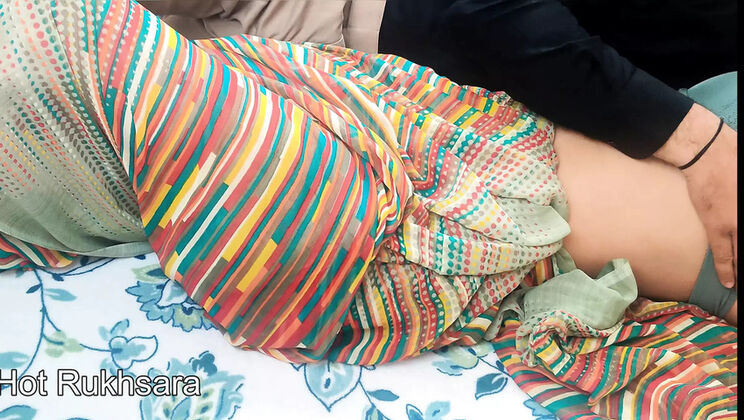 Hot Indian Housewife Rukhsara Fucks Hard with Dirty Talk - Homemade Desi Sex