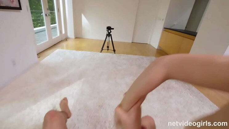 Daisy Stream Casting - Hot Girl Undressing