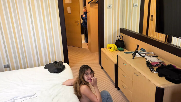 Pregnant GF Cheats with Neighbor - Blowjob & Cumshot in 4K - Miriam More & Tommy