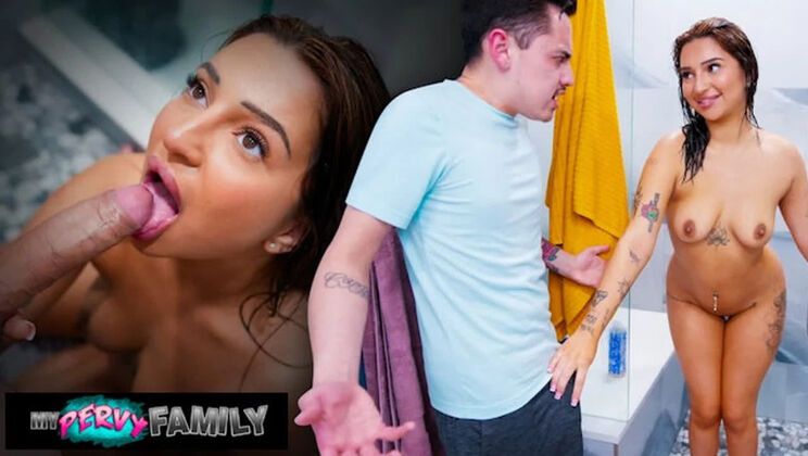 Step Sis Kiana Kumani Gets Sneaky Shower Fuck with Juan Loco - Big Ass & Deep Throat