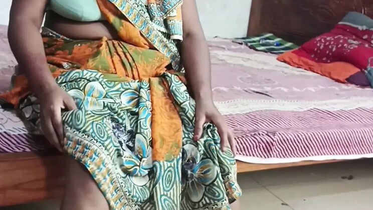 Sexy Desi Aunty Fucks Hard at Wedding Reception - Hot MILF Action with Neighbor