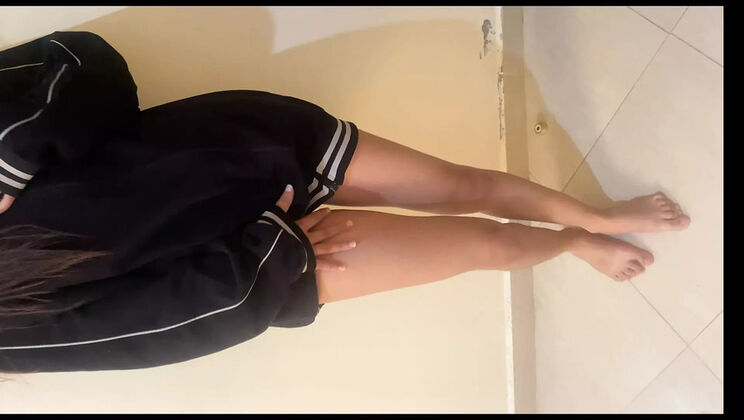 Hot Moroccan Teen Masturbates Until She Squirts Hard - Amateur HD