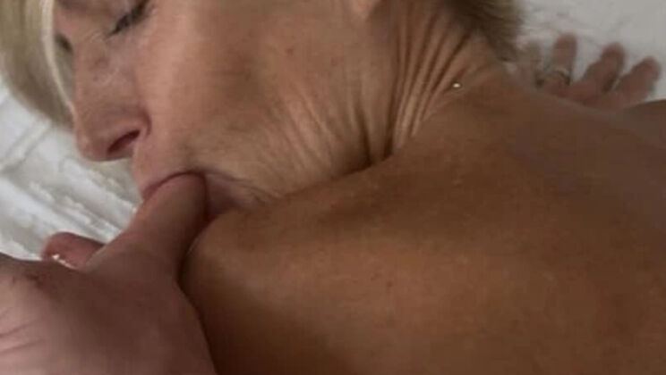 Hot Wife Begs for Anal Loving - Chocolate Ass Fucking in 4K