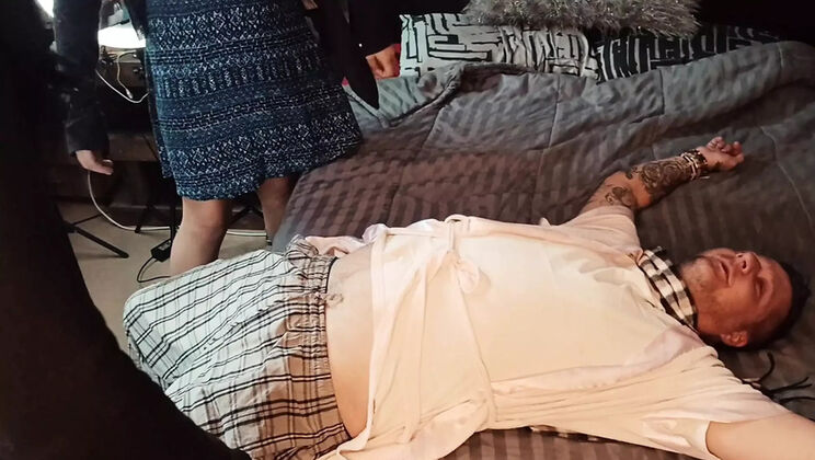Hot 4some DP action with Sparowdox & MysticBella in hotel room - Petite tattooed babes take double penetration hard