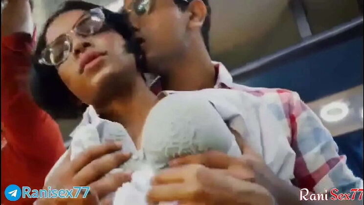 Hot Teen Girl Fucked Hard in Moving Bus - Hindi Audio & Cumshot