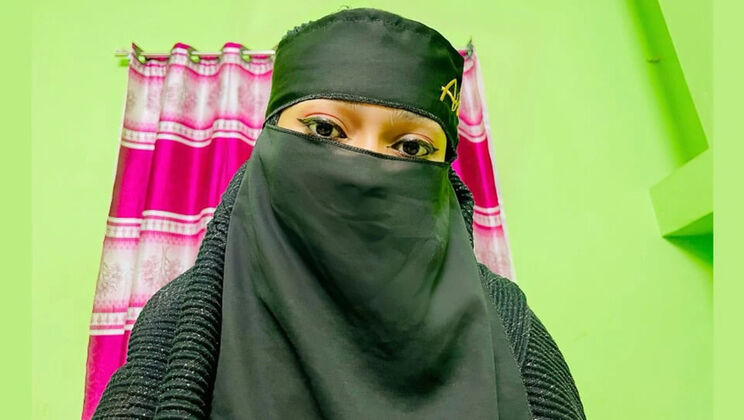 Desi Aunty Fucked Hard - Big Ass & Blowjob Like Sunny Leone