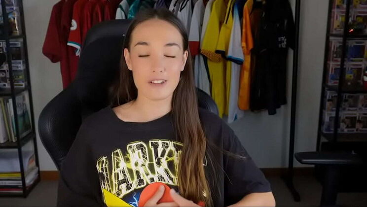 Hot Brunette Solo Masturbation - Nightmare Code Valentine Hentai Reaction