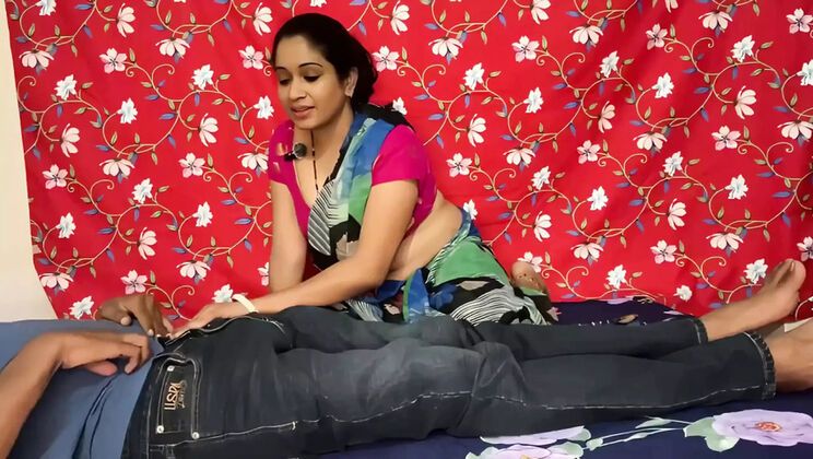 Desi Aunty Hungry Pussy Fucking - Big Cock Handjob & Creampie