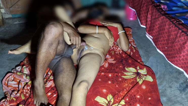 Hot Desi Aunty Rani Mondal Fucked Hard in Village - Homemade Sex Video