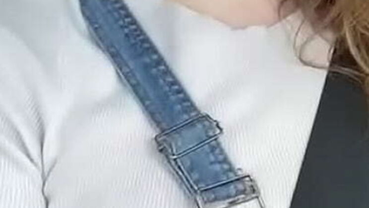 Busty Nerdy Girl Fingering Her Wet Pussy in Car - Thesluttybraniac