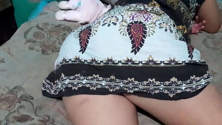 Step Cousin Caught Masturbating - Amateur Latina Creampie