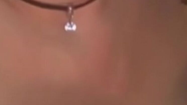 Lauren Cat loves deepthroat blowjob and swallowing cum - Amateur sexy gostosa