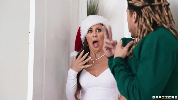 Cherie Deville & Rylee Blake Christmas Threesome Pounding with Big Cock and Joy