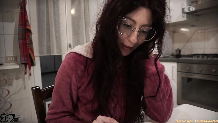 Italian Amateur Girlfriend ElivaLove Fucks in Bedroom with Rough Sex and Creampie Finish