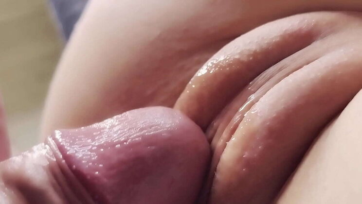 Extreme Close-Up Pussy Fucking - Macro Creampie 60fps with Viktoriacloseup & Vladimircloseup