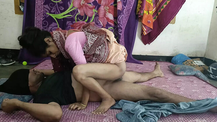 Desi Bhabhi Hardcore Sex With Devar In Room - Indian Homemade Doggy Style