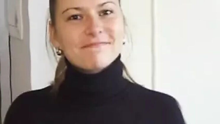 Amateur Teen Stepsister Petra: Natural Blonde Shaved Pussy Audition