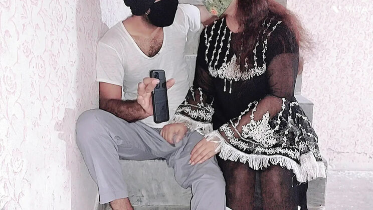 Desi Indian Girl Fucked Hard in Hindi Audio - Homemade Anal with Big Tits MILF