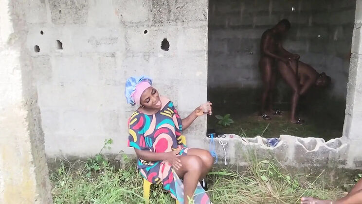 Anal Fucking Creamyshuga Outdoor Building Group Sex BBW Doggy Style