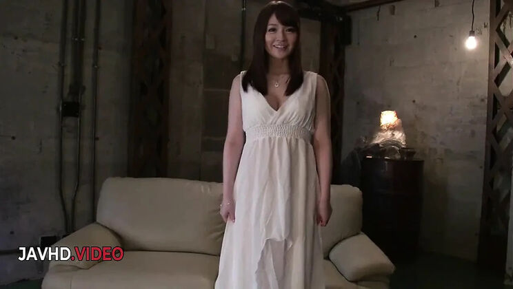 Saya Niiyama Hot Japanese Blowjob and Pussy Fucking