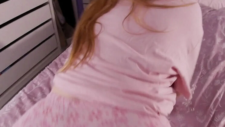 Morning Face Fuck & Cum on Step Sister's Big Booty - Nini Divine