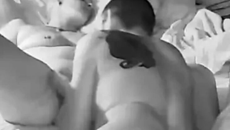 KittieNoOne Gets Fingered, Fucked and Creampied Hard - Real Homemade Orgasm