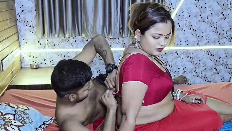 Marathi Bhabhi Hardcore Fuck With Devar - Blowjob & Doggy Style Sex