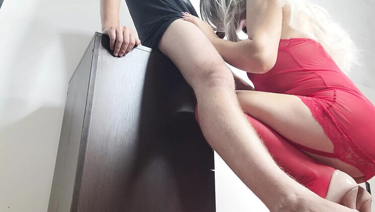 Hot wife in lingerie seduces husband's boss for creampie - amateur cuckold sex