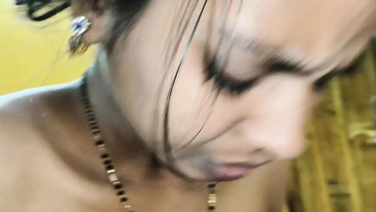 Desi Village Newlywed Couple Fucking - Indian Wife Nikku Takes Big Cock