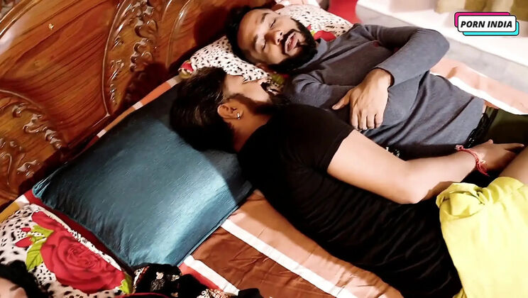 Desi Aunty Threesome Hardcore - Big Boobs Indian Aunt Fucked Doggy & Missionary