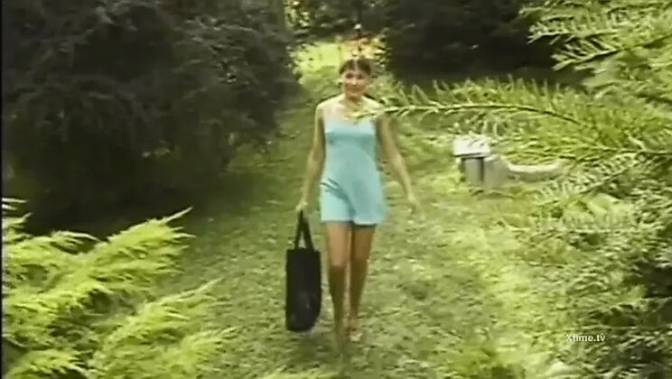 Young Cute Girls Anal Orgy with Huge Dicks and Cum Splatter